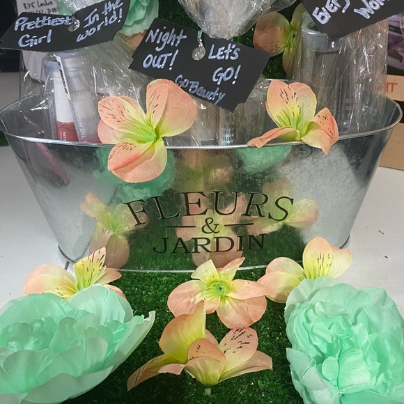 NU2YU BEAUTY SUPPLIES AND MORE - Picture 10 of 16